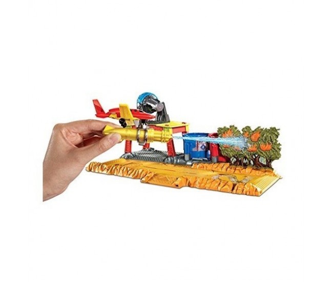 Set de joaca Mattel Avionul de stins incendii 3 ani +