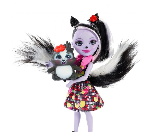 Papusa Enchantimals by Mattel Sage Skunk cu figurina