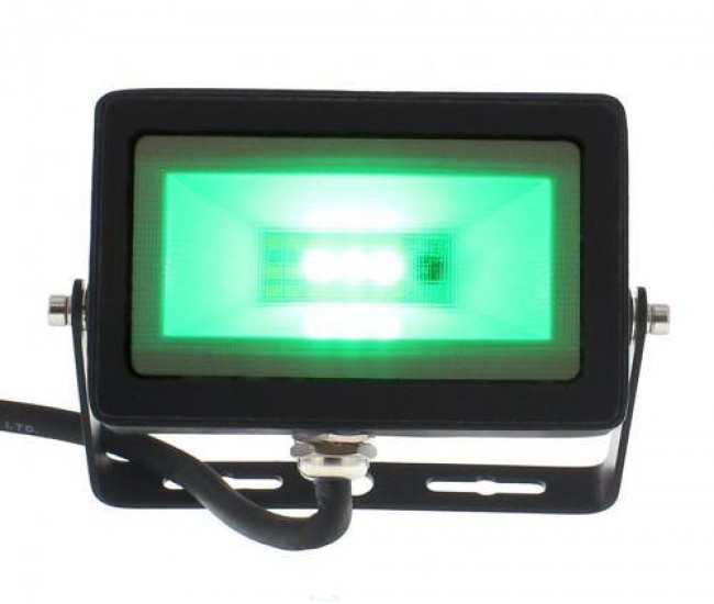 Proiector cu LED 7W 470lm IP65 RGB multicolor cu telecomanda Well