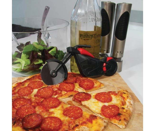 Cutit pizza creativ Flippy, in forma de motocicleta, cu suport pentru cutit, 21.5 x 9.5 cm, otel/PP, negru