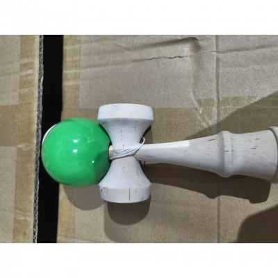 Kendama Ball Verde Inchis Lucios