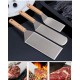 Set 3 spatule pentru gratar Flippy, din metal, margini subtiri, suprafata antiaderenta, rezistente la temperaturi ridicate, maner ergonomic din lemn, 3 forme, agatatoare, gri