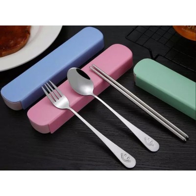 Set de tacamuri pentru calatorii drool (culoare: verde)